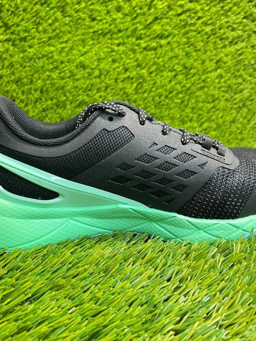Reebok Nanoflex TR Womens Size 5W Black‎ Green Composite Toe Safety Work Shoes